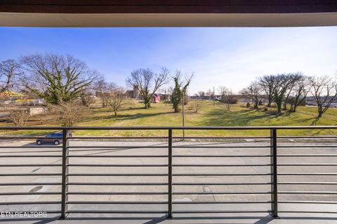 Tiny photo for 131 W Anderson Ave #302, Knoxville, TN 37917 (MLS # 1327032)