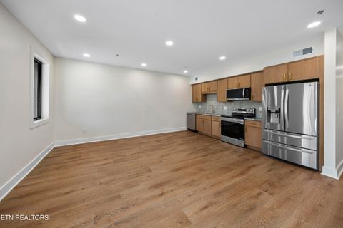 Tiny photo for 131 W Anderson Ave #302, Knoxville, TN 37917 (MLS # 1327032)