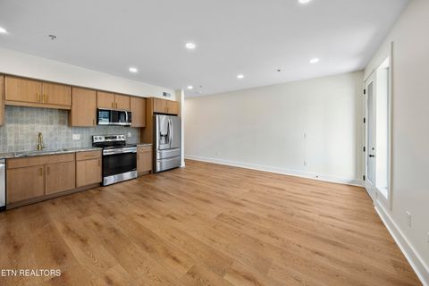 Tiny photo for 131 W Anderson Ave #302, Knoxville, TN 37917 (MLS # 1327032)