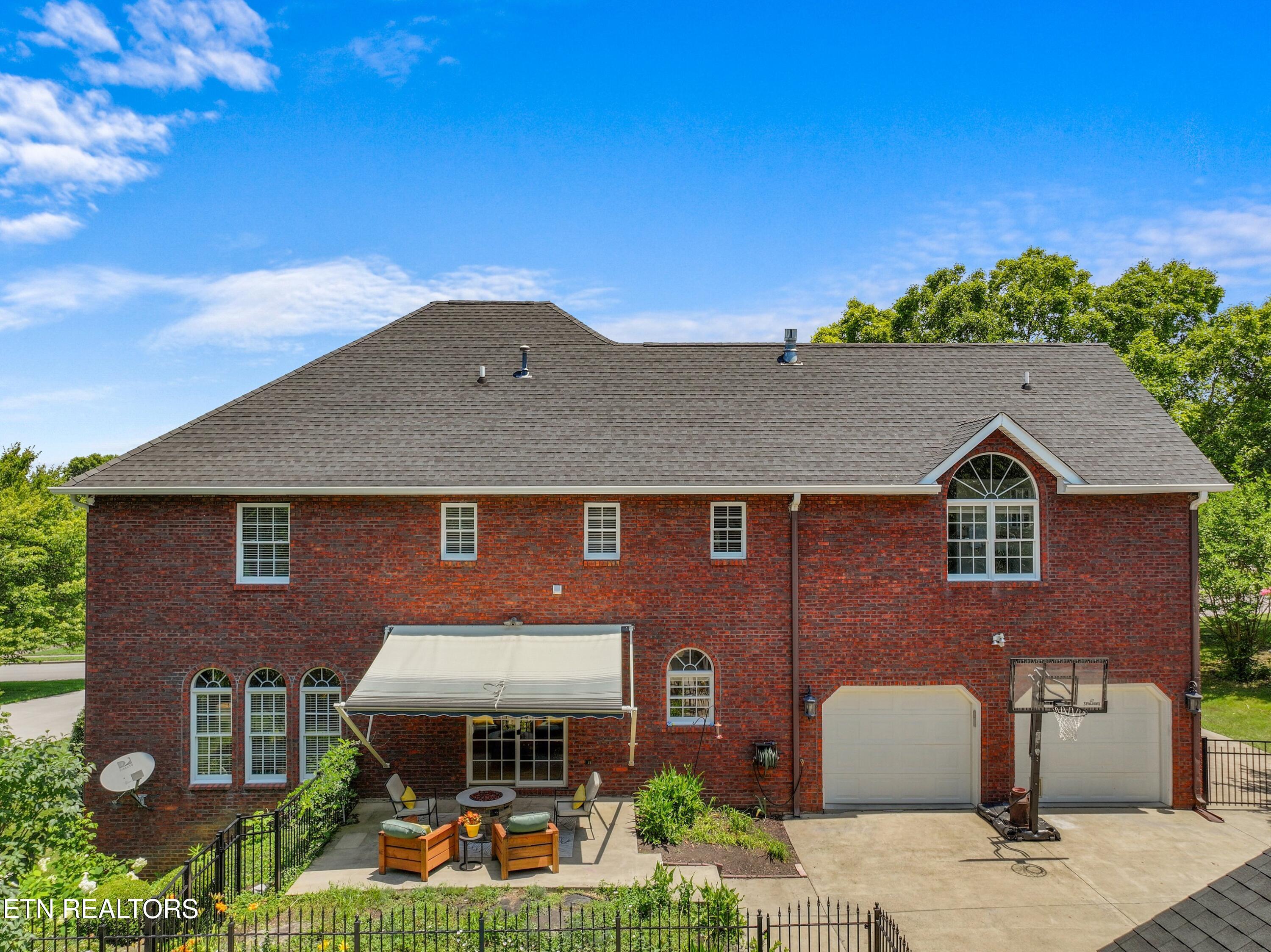 112 Reed Circle