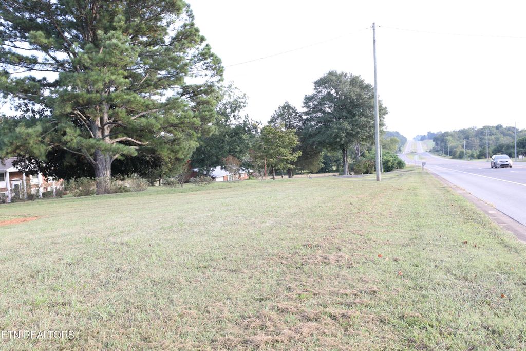Photo of 464 S Amhurst Place, Englewood, TN 37329 (MLS # 1312891)