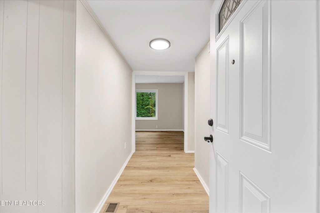 Photo of 112 Georgia Ave, Oak Ridge, TN 37830 (MLS # 1317312)