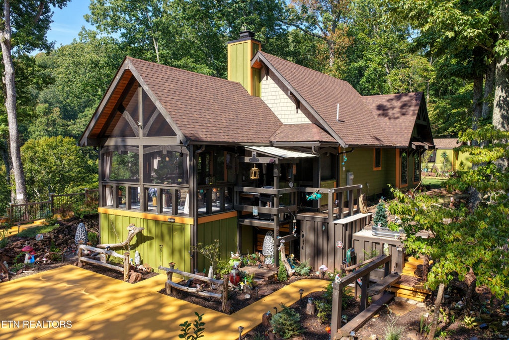 Photo of 341 Acorn Gap Rd, Sweetwater, TN 37874 (MLS # 1356768)