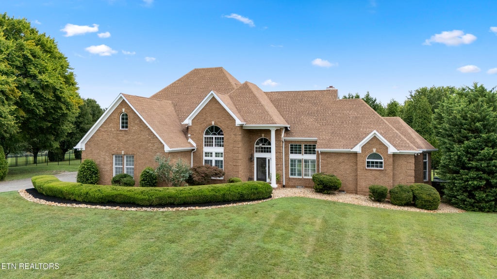 Photo of 3746 Jackson Bend Drive, Louisville, TN 37777 (MLS # 1348125)