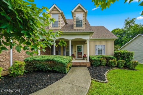 Photo of 6848 Harvest Grove Lane, Knoxville, TN 37918 (MLS # 1344532)