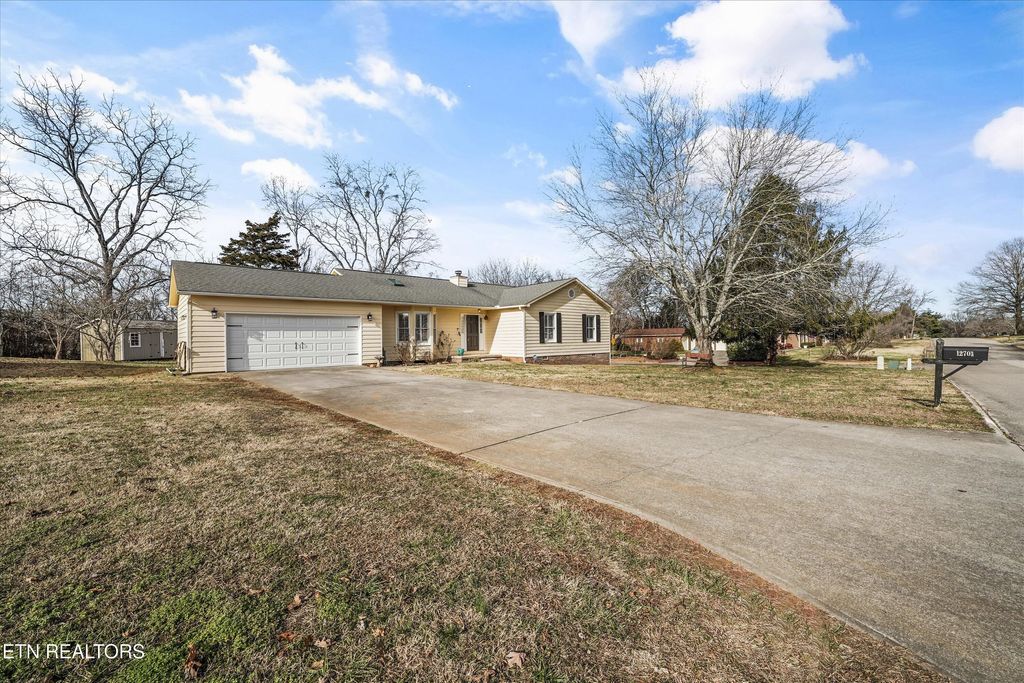 Photo of 12701 Pony Express Drive, Knoxville, TN 37934 (MLS # 1327677)