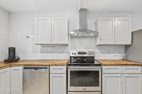 Tiny photo for 4634 Nails Creek Rd, Rockford, TN 37853 (MLS # 1355957)