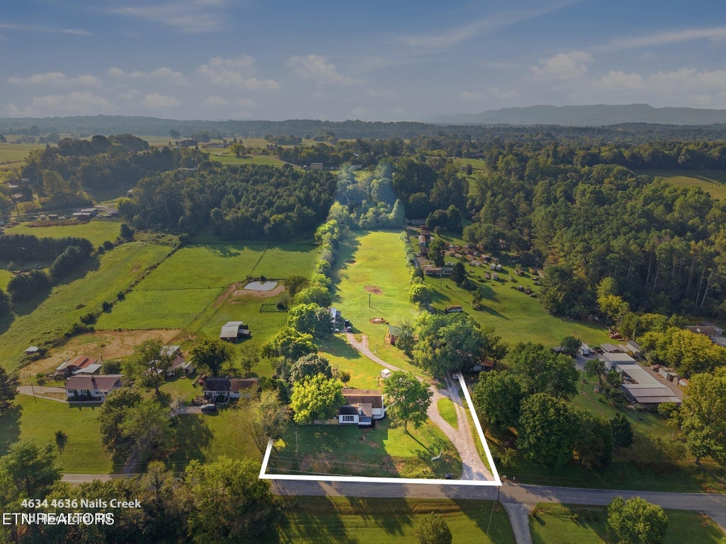 Photo of 4634 Nails Creek Rd, Rockford, TN 37853 (MLS # 1355957)
