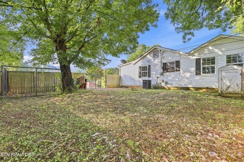 Tiny photo for 4634 Nails Creek Rd, Rockford, TN 37853 (MLS # 1355957)