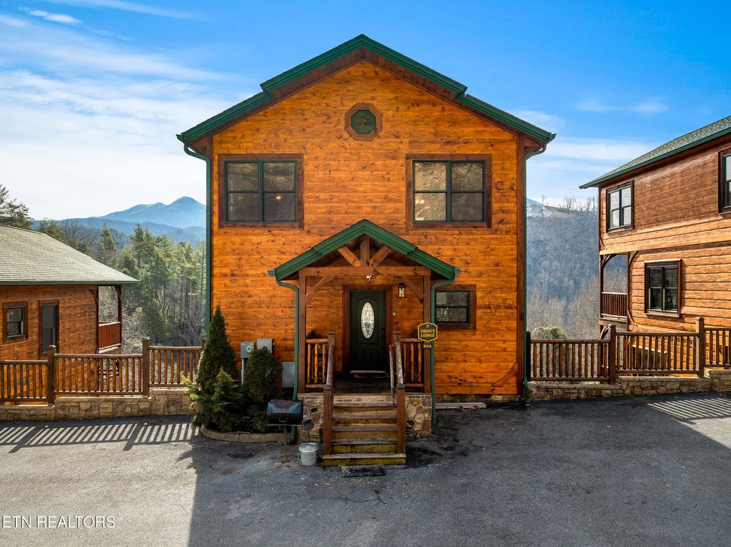 Photo of 856 Resort Way, Gatlinburg, TN 37738 (MLS # 1330898)