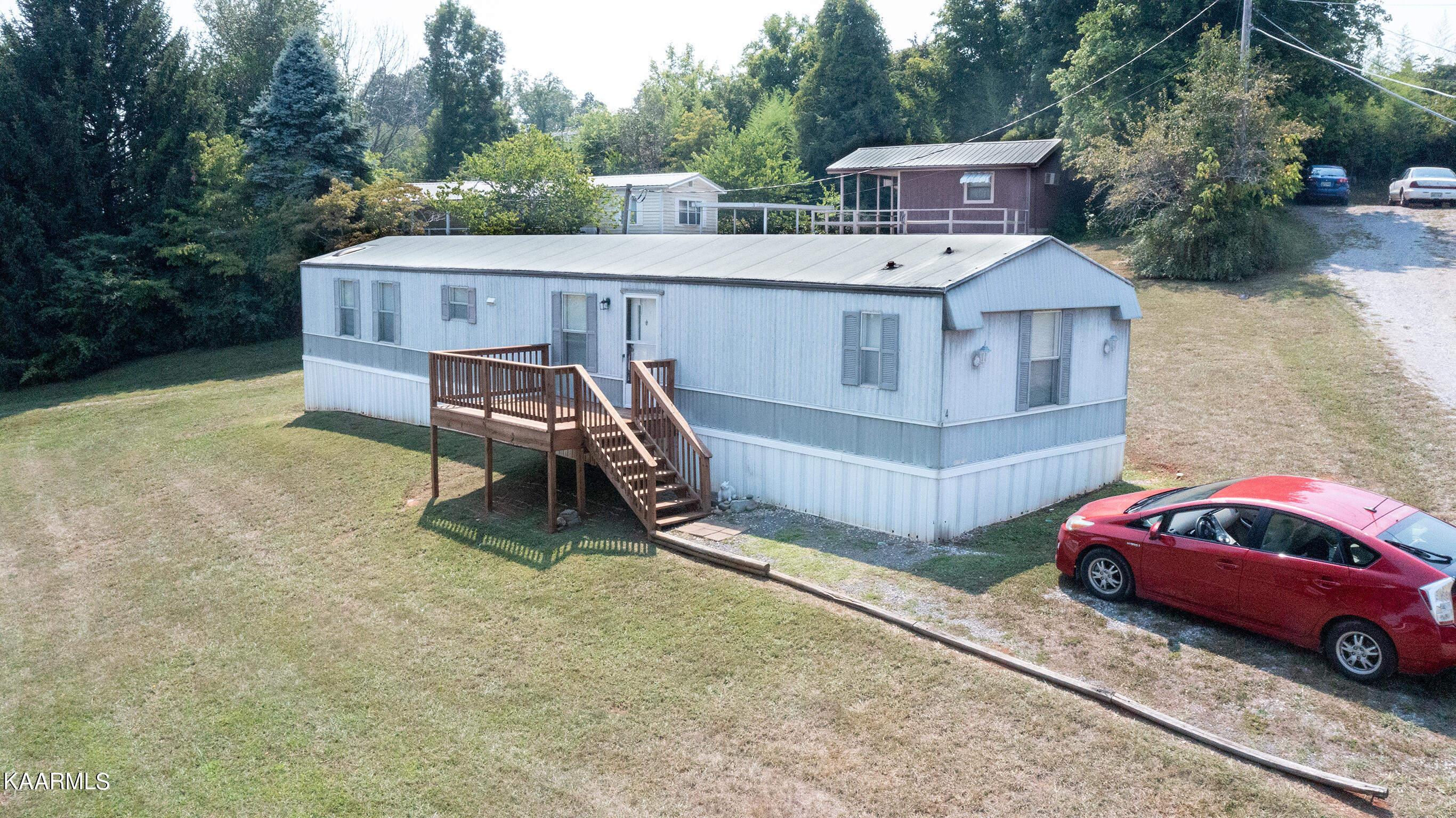 835 Holbert Lane