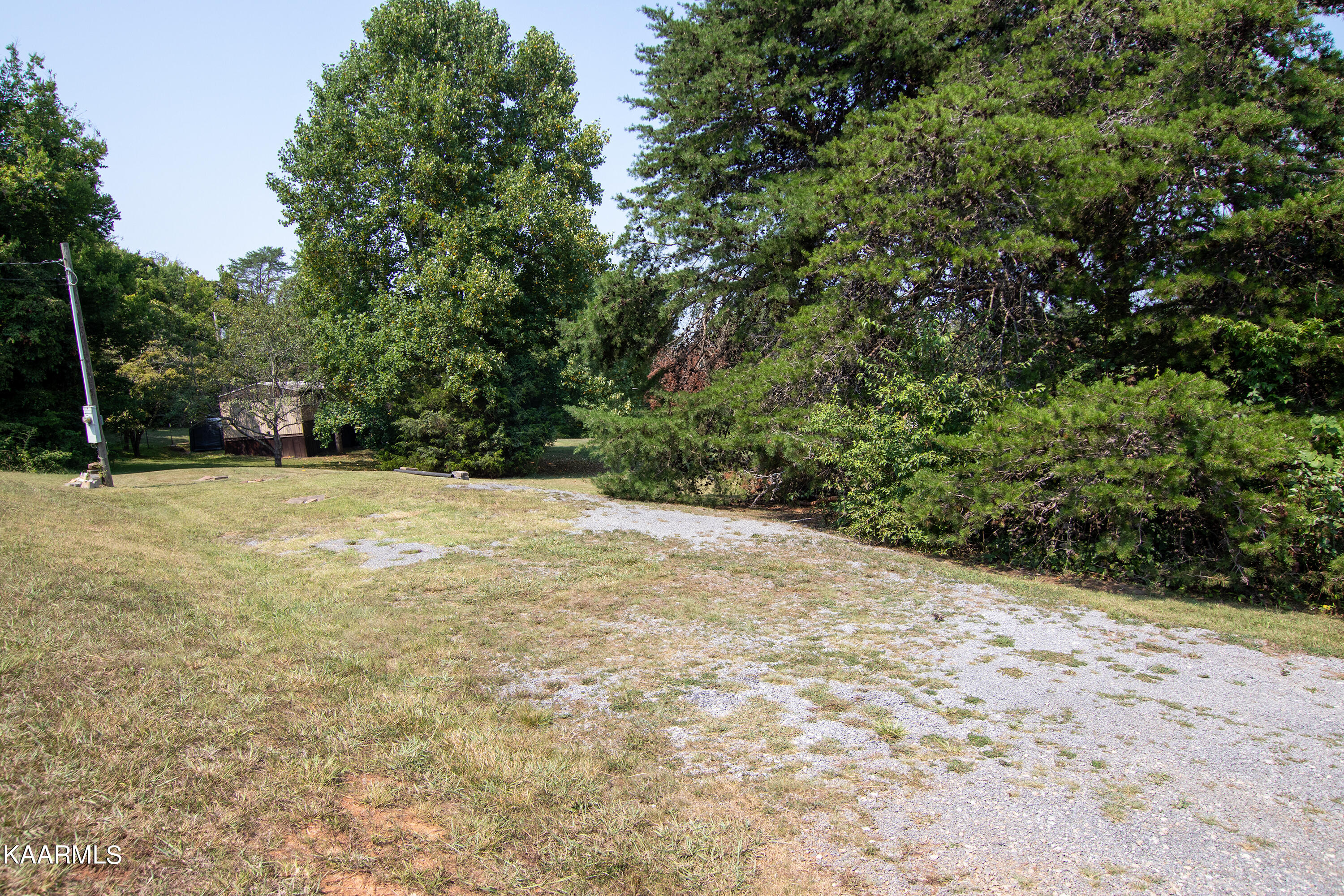 835 Holbert Lane