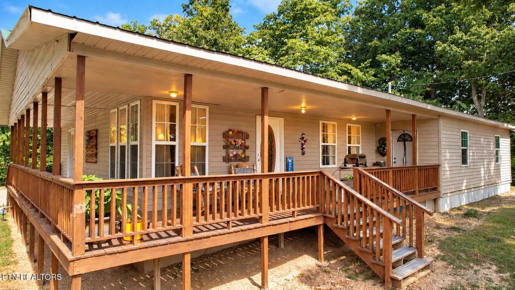 Photo of 1153 Ditney Tr, Pioneer, TN 37847 (MLS # 1356294)