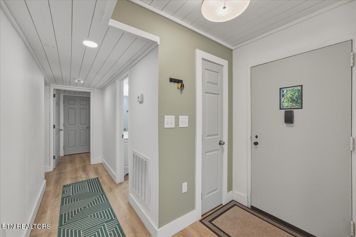 115 Pratt Lane