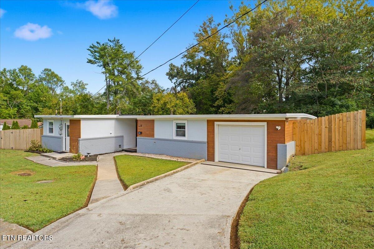 115 Pratt Lane