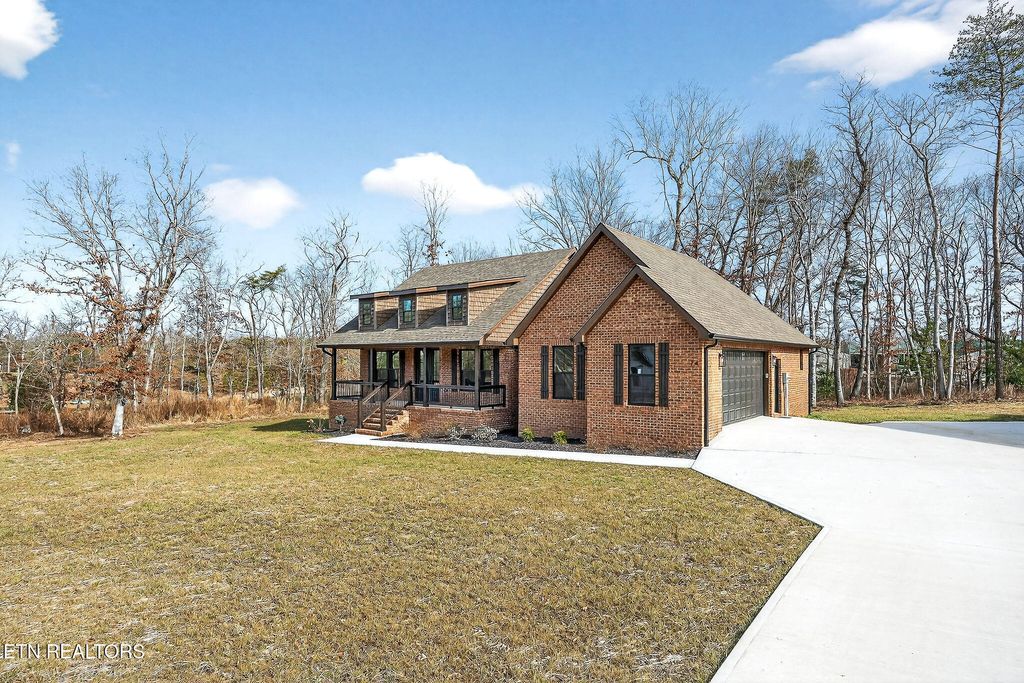 Photo of 74 Riverchase Drive, Crossville, TN 38571 (MLS # 1327650)