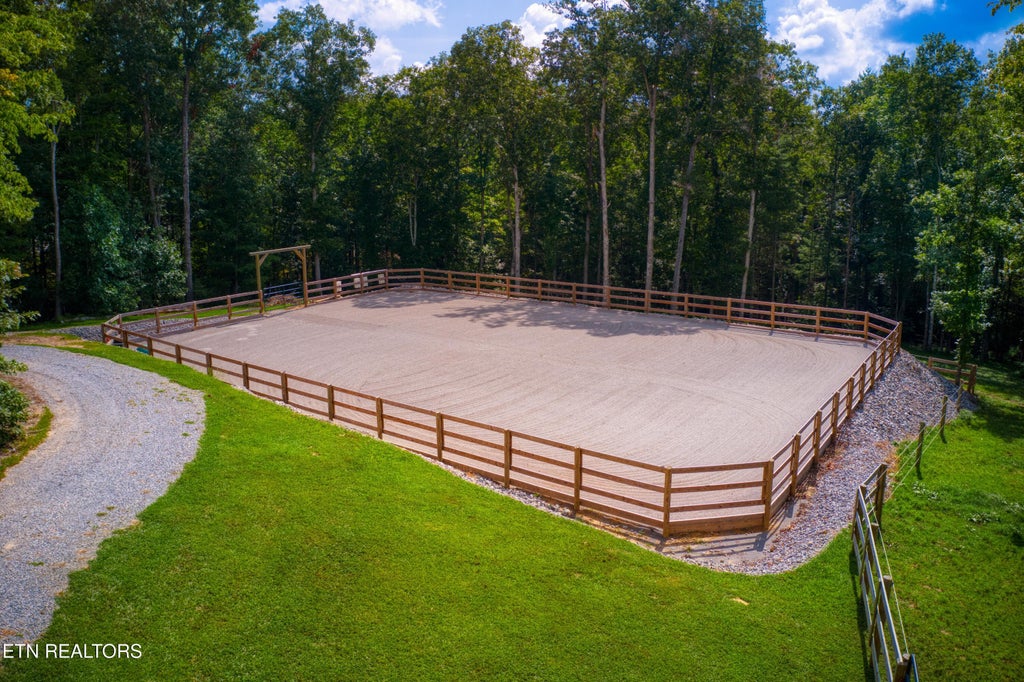 Photo of 328 Briar Point Rd, Allardt, TN 38504 (MLS # 1356532)