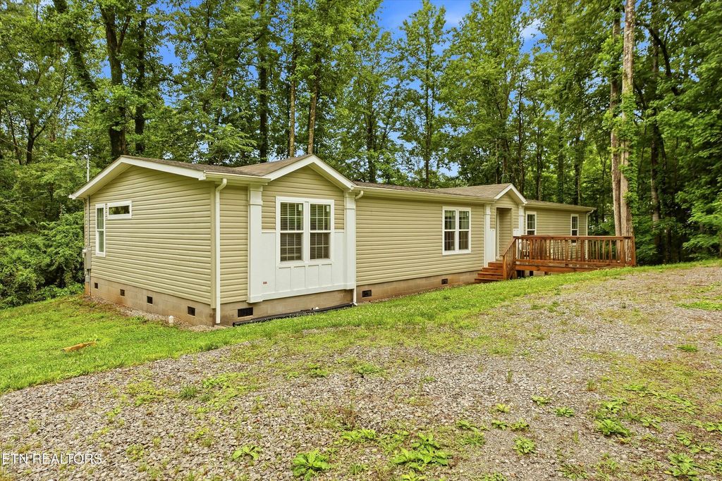 Photo of 144 Zeni Lane, Harriman, TN 37748 (MLS # 1343284)