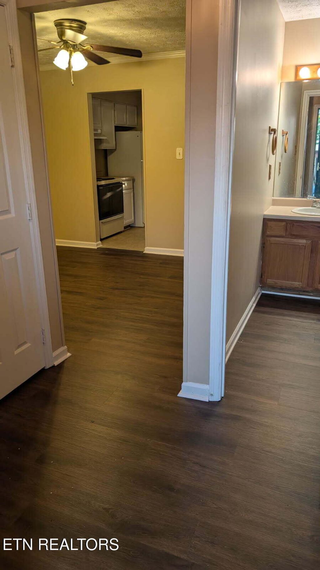 Photo of 6907 Kings Crossing Way, Knoxville, TN 37918 (MLS # 1317947)
