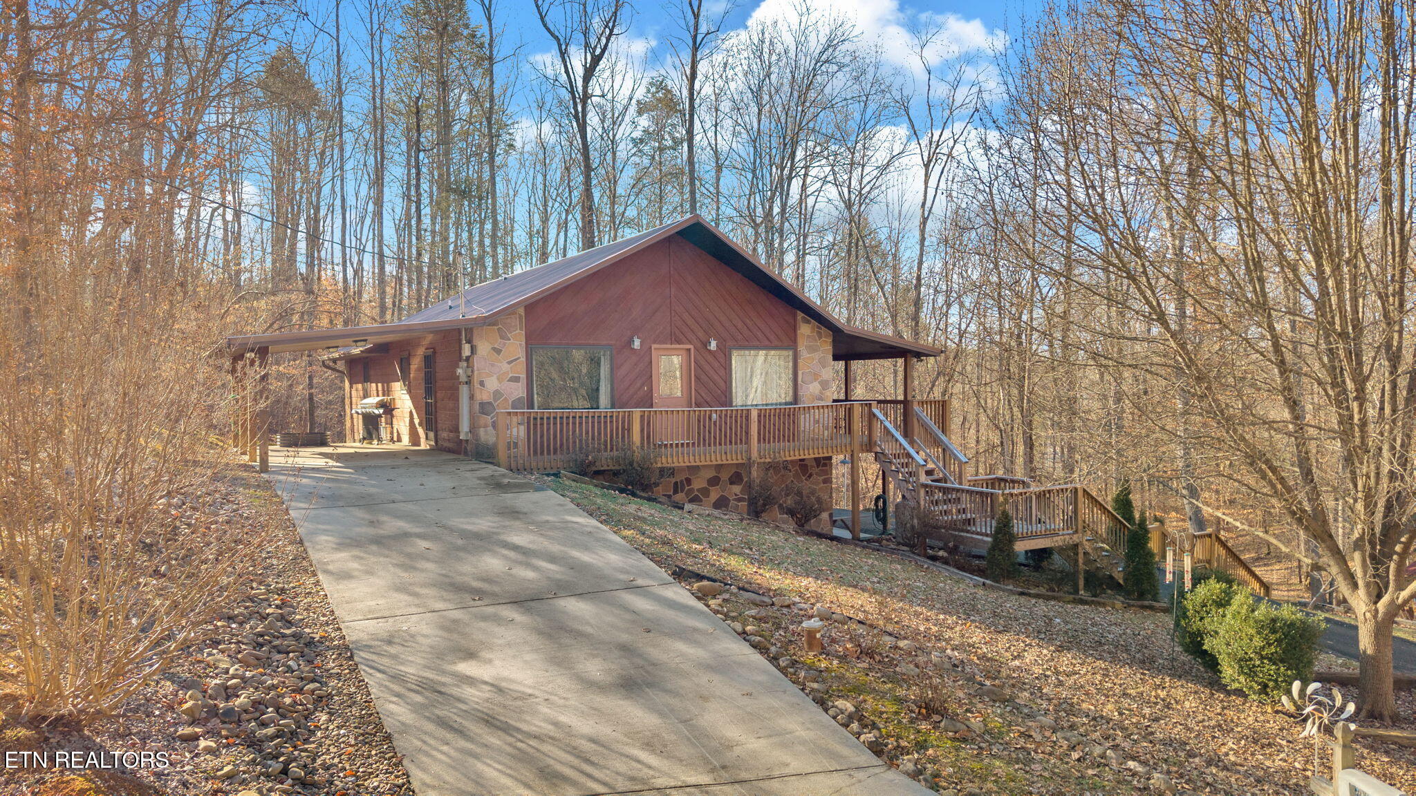 320 Muscadine Court