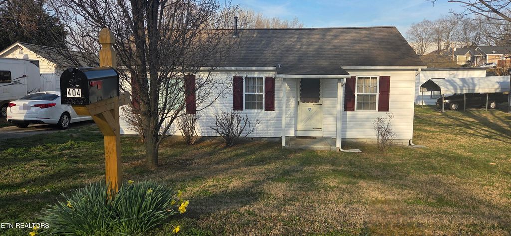 Photo of 404 N 5th St, Maryville, TN 37804 (MLS # 1331592)