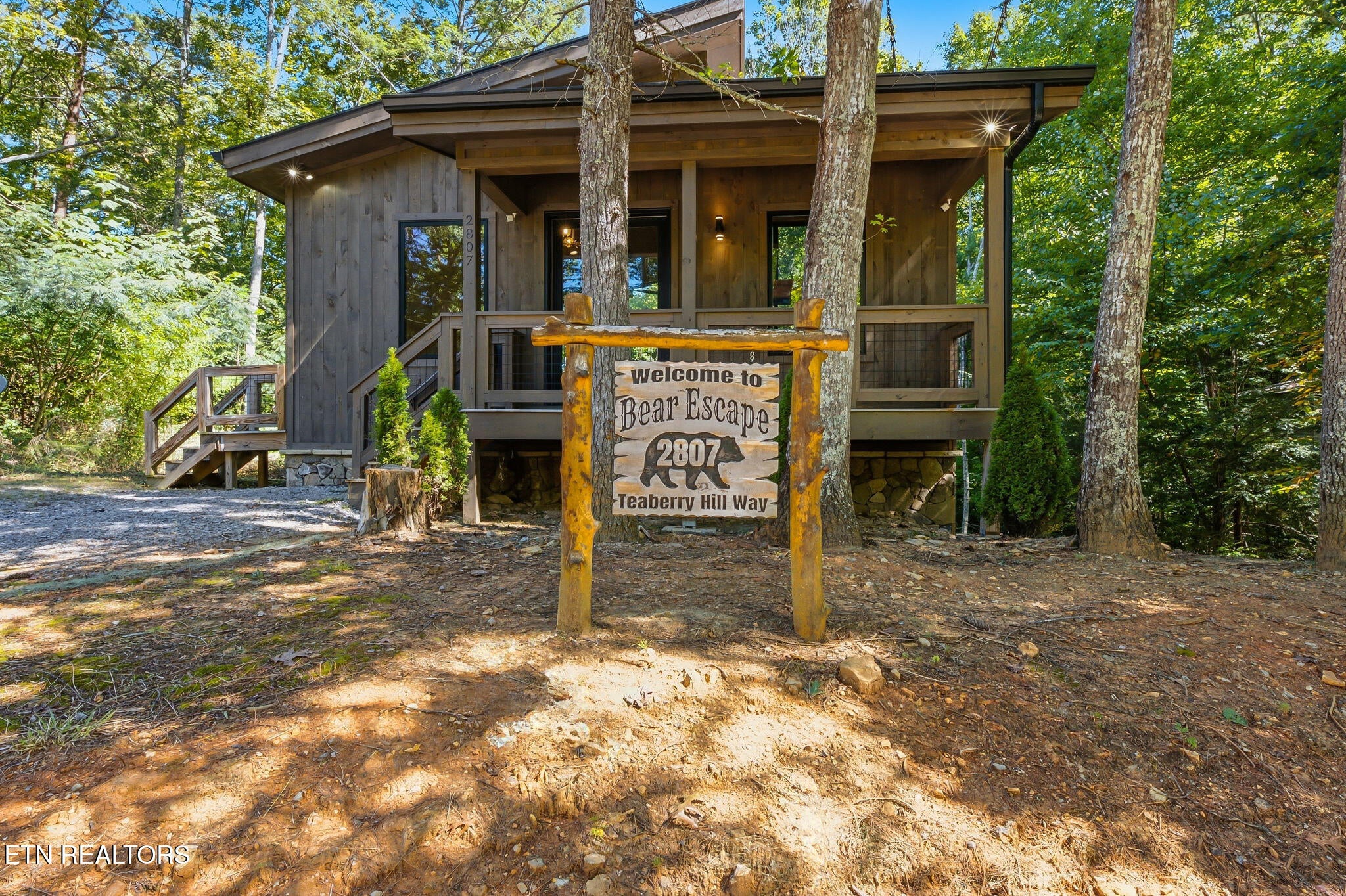 2807 Teaberry Hill Way