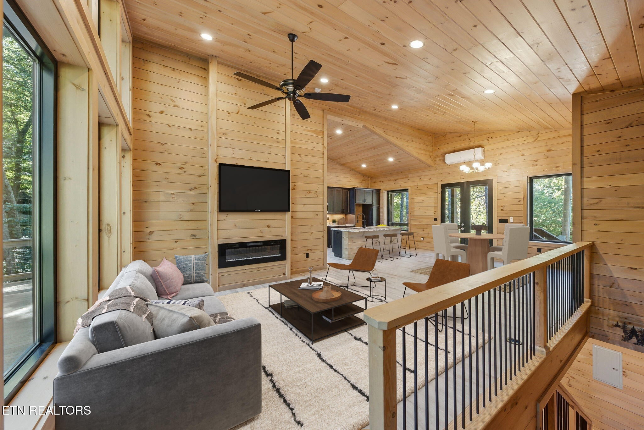 2807 Teaberry Hill Way