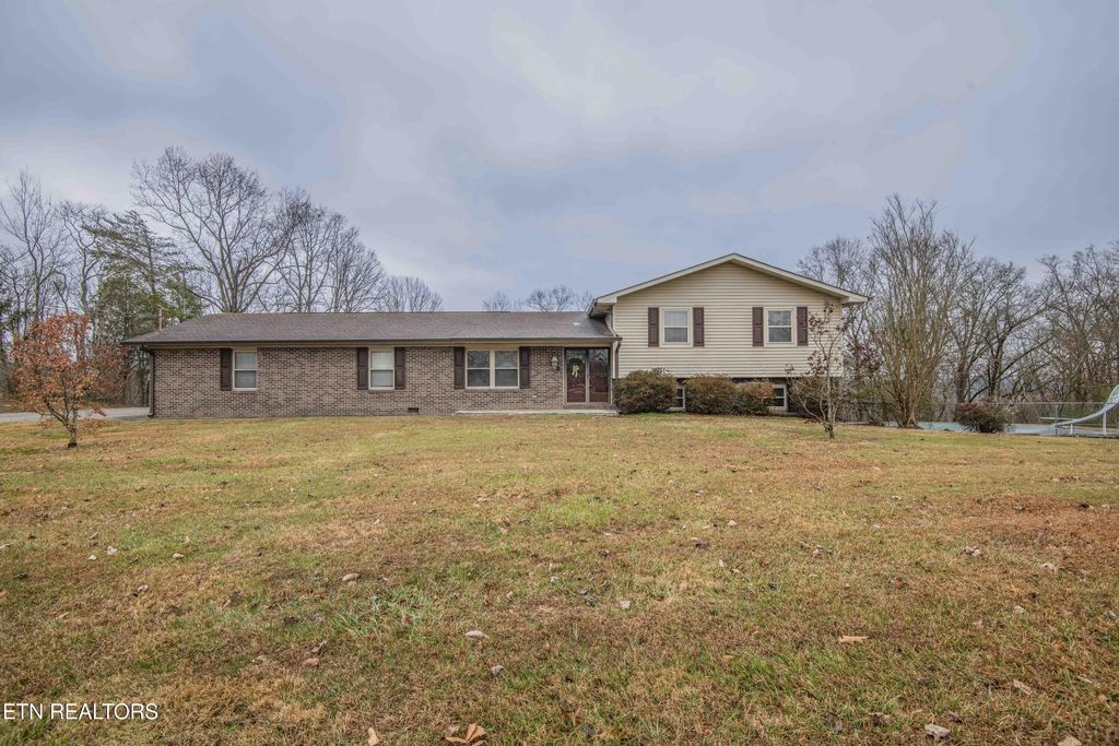 Photo of 526 Stephens Rd, Rocky Top, TN 37769 (MLS # 1323792)