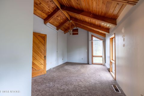 Tiny photo for 151 Lakeview Circle, Clinton, TN 37716 (MLS # 1335379)