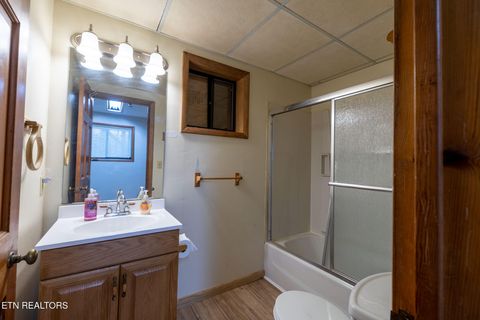 Tiny photo for 151 Lakeview Circle, Clinton, TN 37716 (MLS # 1335379)