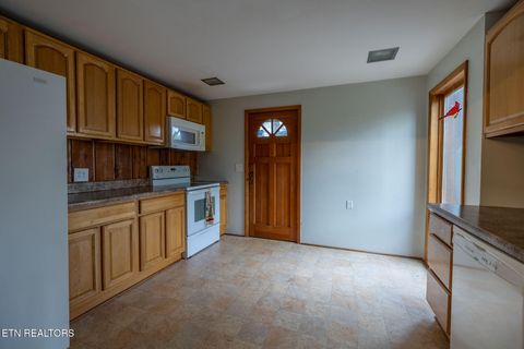 Tiny photo for 151 Lakeview Circle, Clinton, TN 37716 (MLS # 1335379)