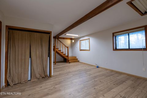 Tiny photo for 151 Lakeview Circle, Clinton, TN 37716 (MLS # 1335379)