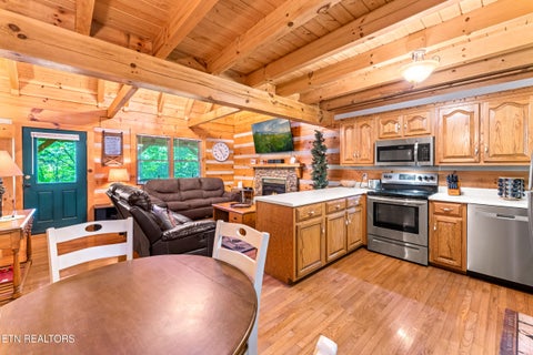 Tiny photo for 560 Thissa Way, Gatlinburg, TN 37738 (MLS # 1315667)