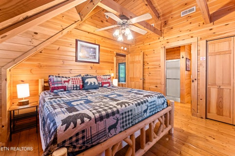 Tiny photo for 560 Thissa Way, Gatlinburg, TN 37738 (MLS # 1315667)