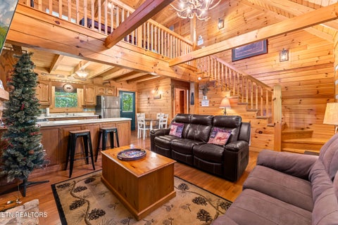 Tiny photo for 560 Thissa Way, Gatlinburg, TN 37738 (MLS # 1315667)