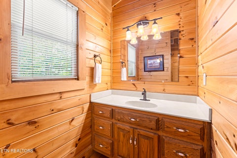 Tiny photo for 560 Thissa Way, Gatlinburg, TN 37738 (MLS # 1315667)