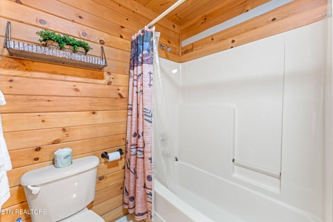Tiny photo for 560 Thissa Way, Gatlinburg, TN 37738 (MLS # 1315667)