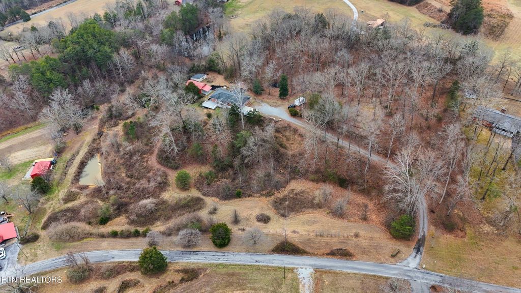 Photo of 161 Steele Rd, Vonore, TN 37885 (MLS # 1327610)