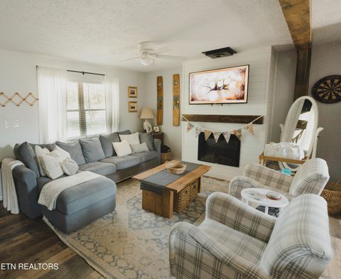 Photo of 3310 Melody Lane, Maryville, TN 37804 (MLS # 1337103)