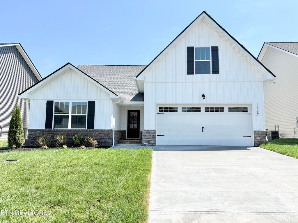 Photo of 3206 Song Sparrow Drive, Maryville, TN 37803 (MLS # 1336311)