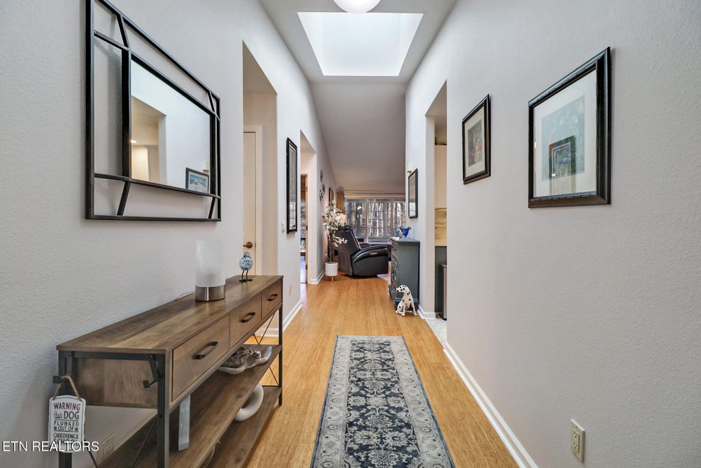 Photo of 313 Lake Catherine Circle, Crossville, TN 38558 (MLS # 1325252)