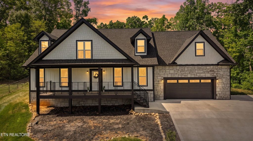 Photo of 1354 Wisteria Lane, Sevierville, TN 37862 (MLS # 1338149)