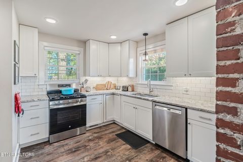 Tiny photo for 1427 Exeter Ave, Knoxville, TN 37921 (MLS # 1318461)
