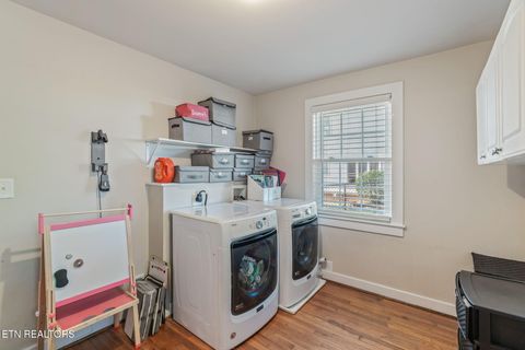 Tiny photo for 1427 Exeter Ave, Knoxville, TN 37921 (MLS # 1318461)