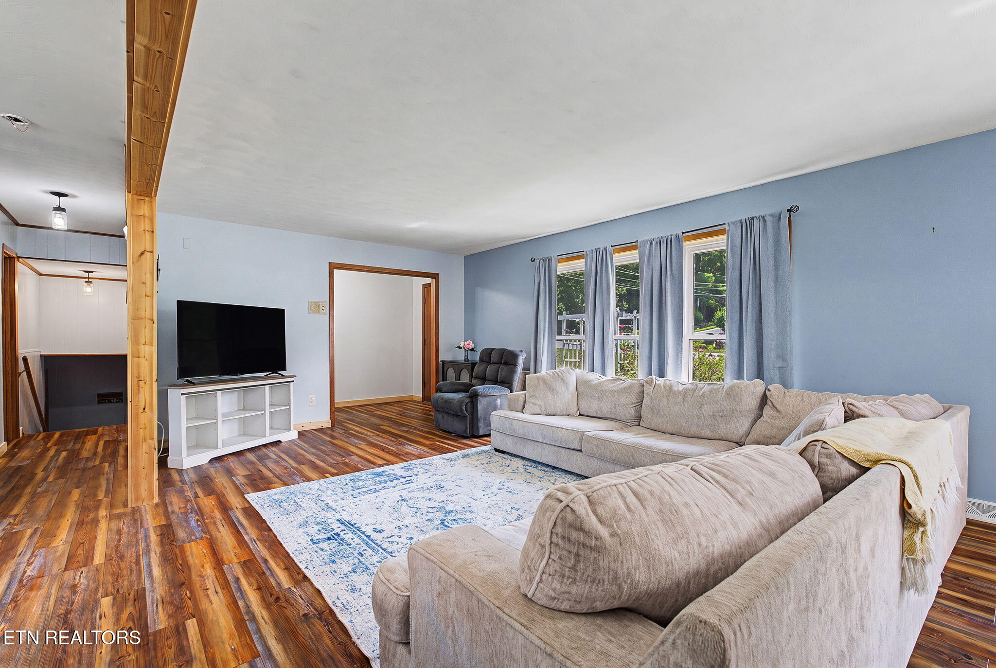 319 Woodland Drive