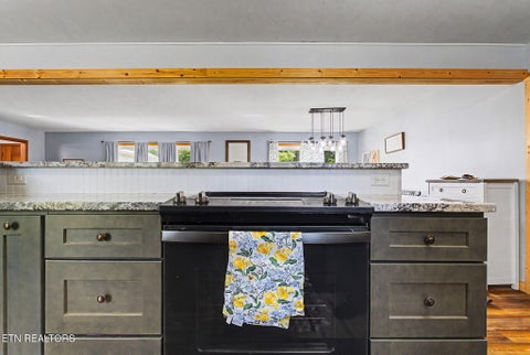 Tiny photo for 319 Woodland Drive, Harriman, TN 37748 (MLS # 1357672)