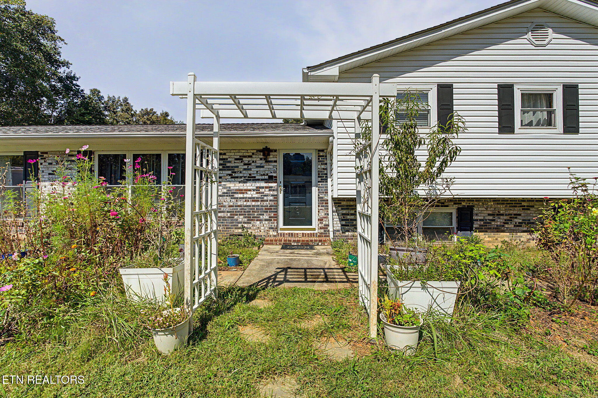 319 Woodland Drive