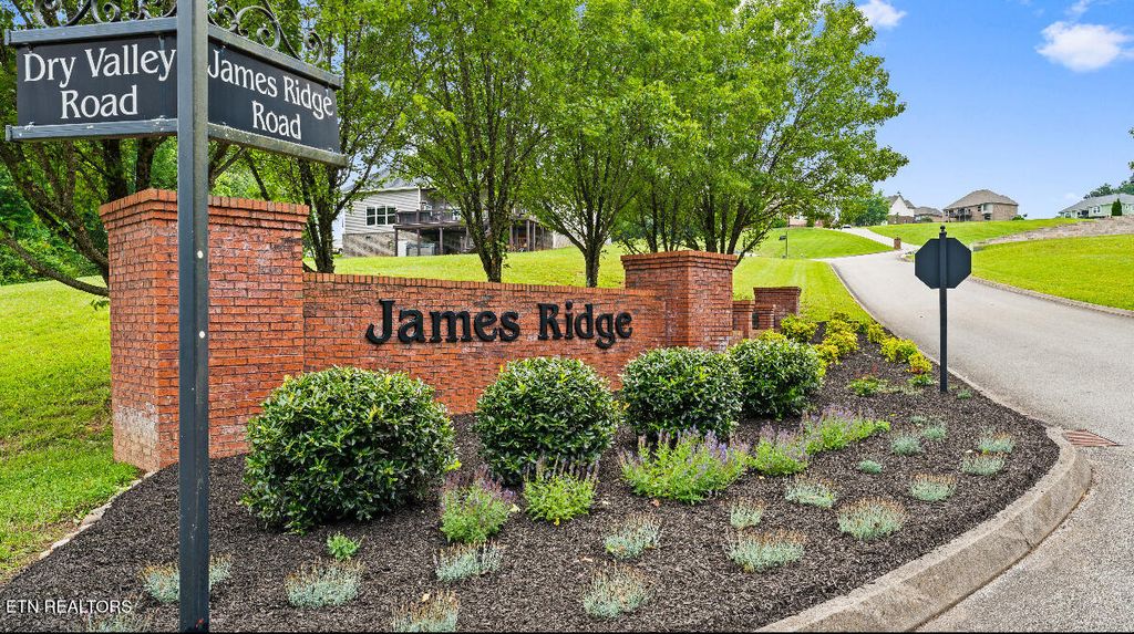 Photo of 240 Summer Glenn Lane, Loudon, TN 37774 (MLS # 1322844)