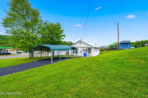 Tiny photo for 101 Dowlen Lane, Rocky Top, TN 37769 (MLS # 1340364)