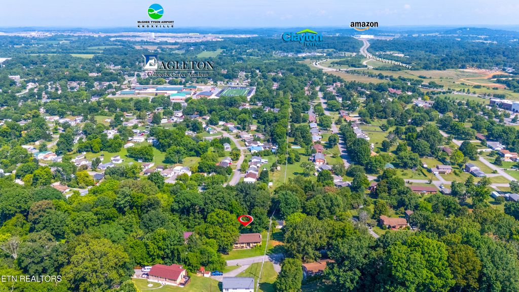 Photo of 2647 May Ave, Maryville, TN 37804 (MLS # 1324270)